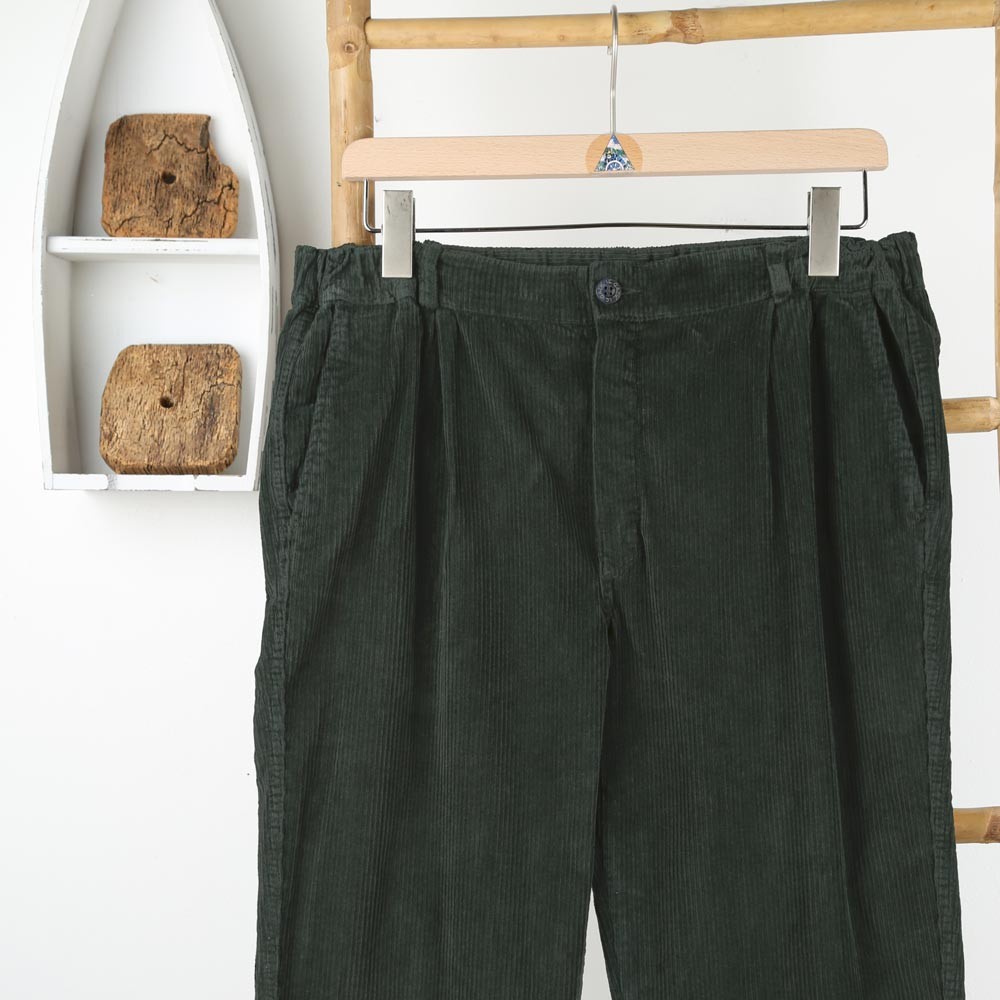 Petrus, Velvet pants and tapered leg bottoms fougere Petrus, Velvet pants and tapered leg bottoms fougere
