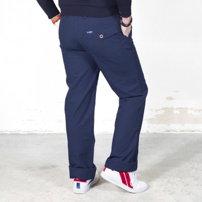 Pornic, Men pants in organic cotton and straight cut Marine