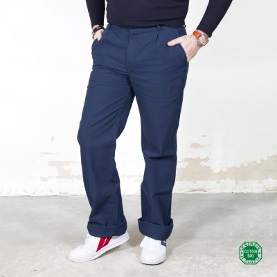 Pornic, Men pants in organic cotton and straight cut Marine