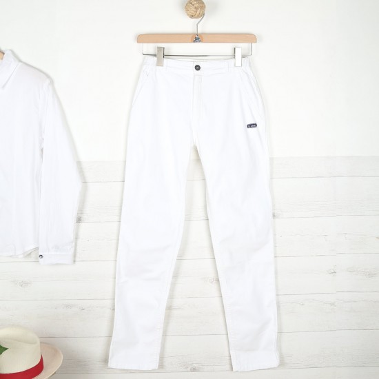 Pouille, Pantalon avec deux poches arrières