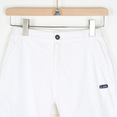 Pouille, Pantalon avec deux poches arrières