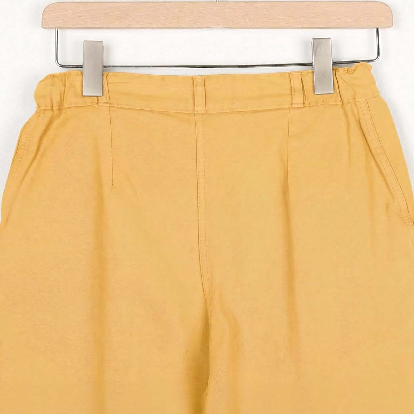 Barbara, Bermuda shorts with lapels in strecth canvas pamplemousse