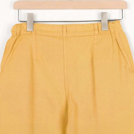 Barbara, Bermuda shorts with lapels in strecth canvas pamplemousse