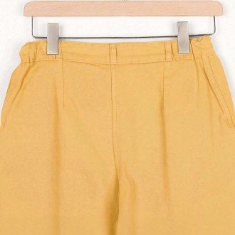 Barbara, Bermuda shorts with lapels in strecth canvas pamplemousse