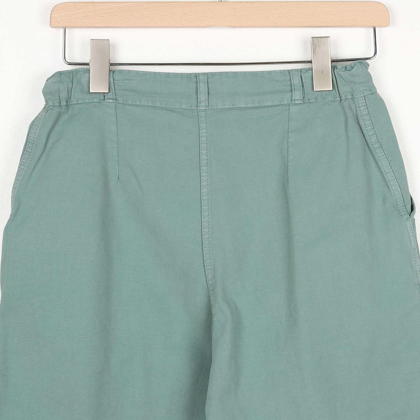 Barre, Bermuda en toile stretch coton romarin