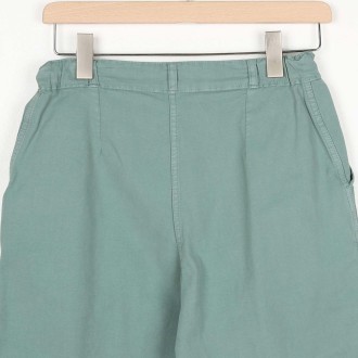 Barre, Bermuda en toile stretch coton romarin