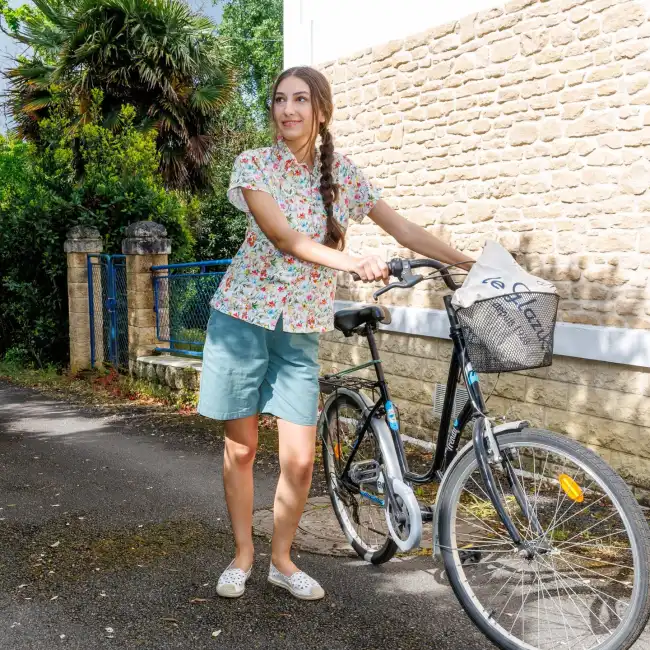 Barre, Bermuda en toile stretch coton romarin