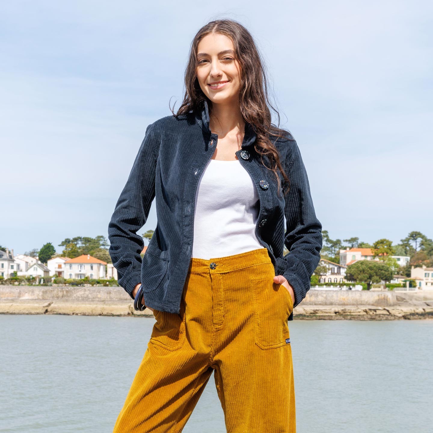 Formia, Veste en velours larges côtes stretch prusse