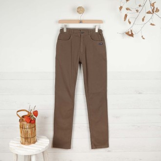 Laura, Pantalon d'hiver en gabardine stretch chataigne
