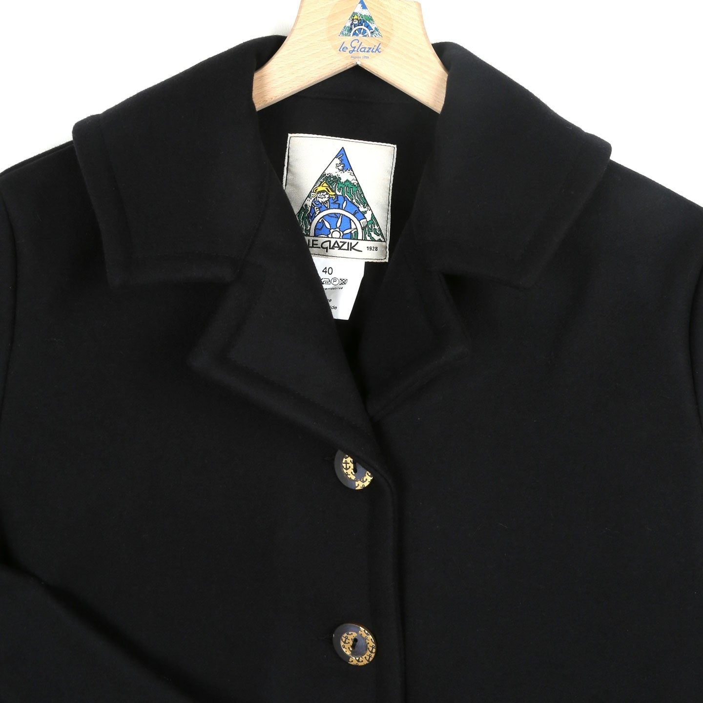 Barletta, Manteau Court Large Col