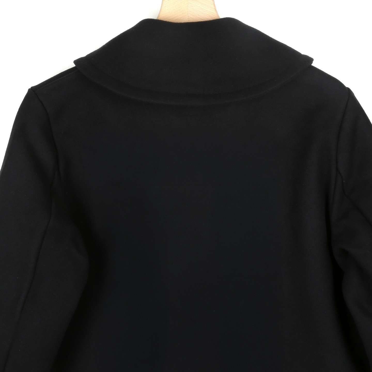 Barletta, Manteau Court Large Col
