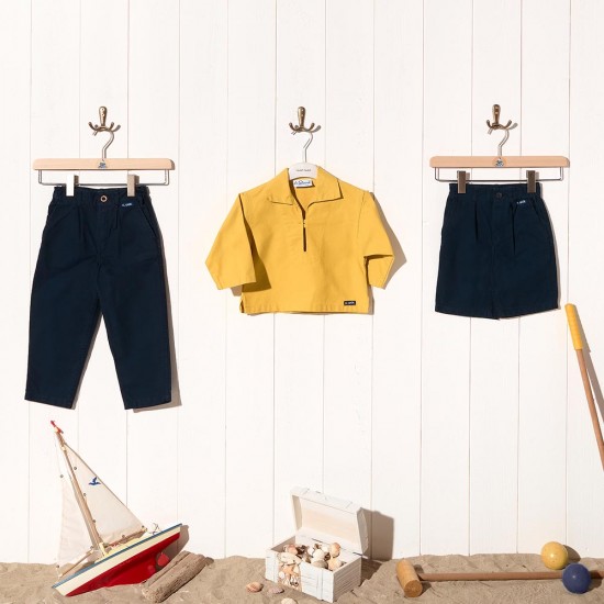 Child shorts in organic cotton canvas