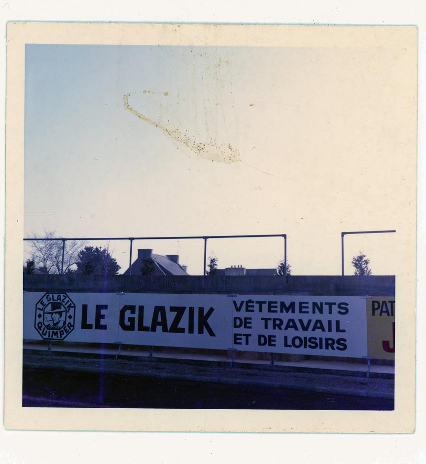 Le Glazik clothing advertising poster