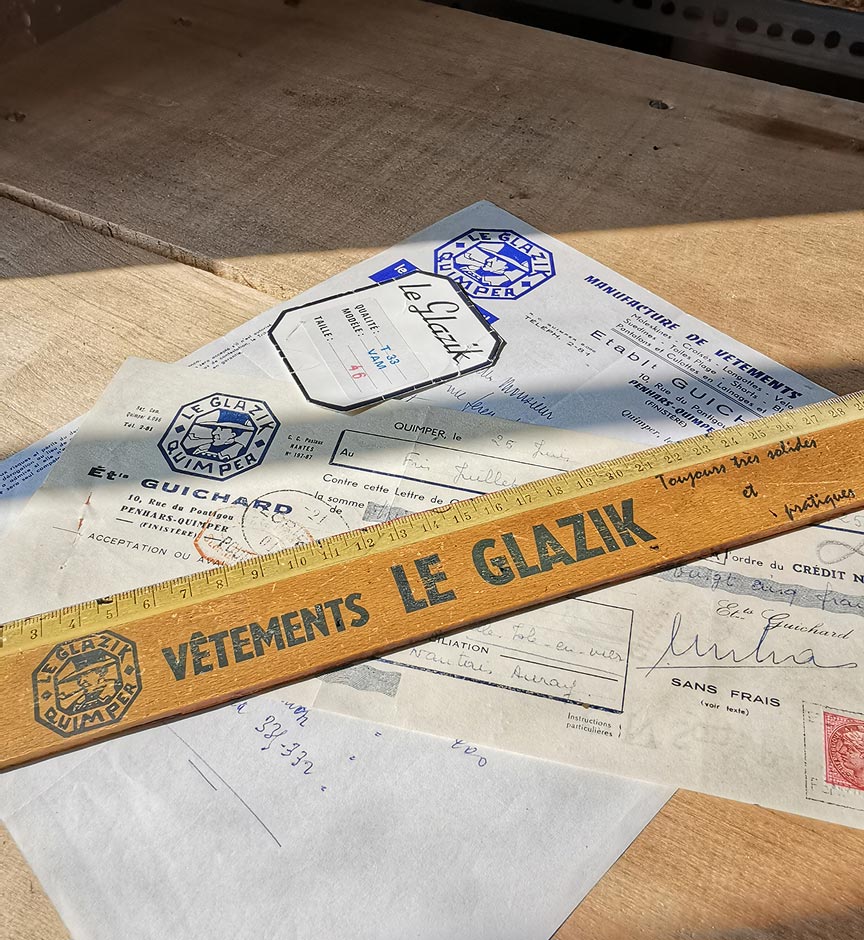 Historical archive document from Maison Le Glazik